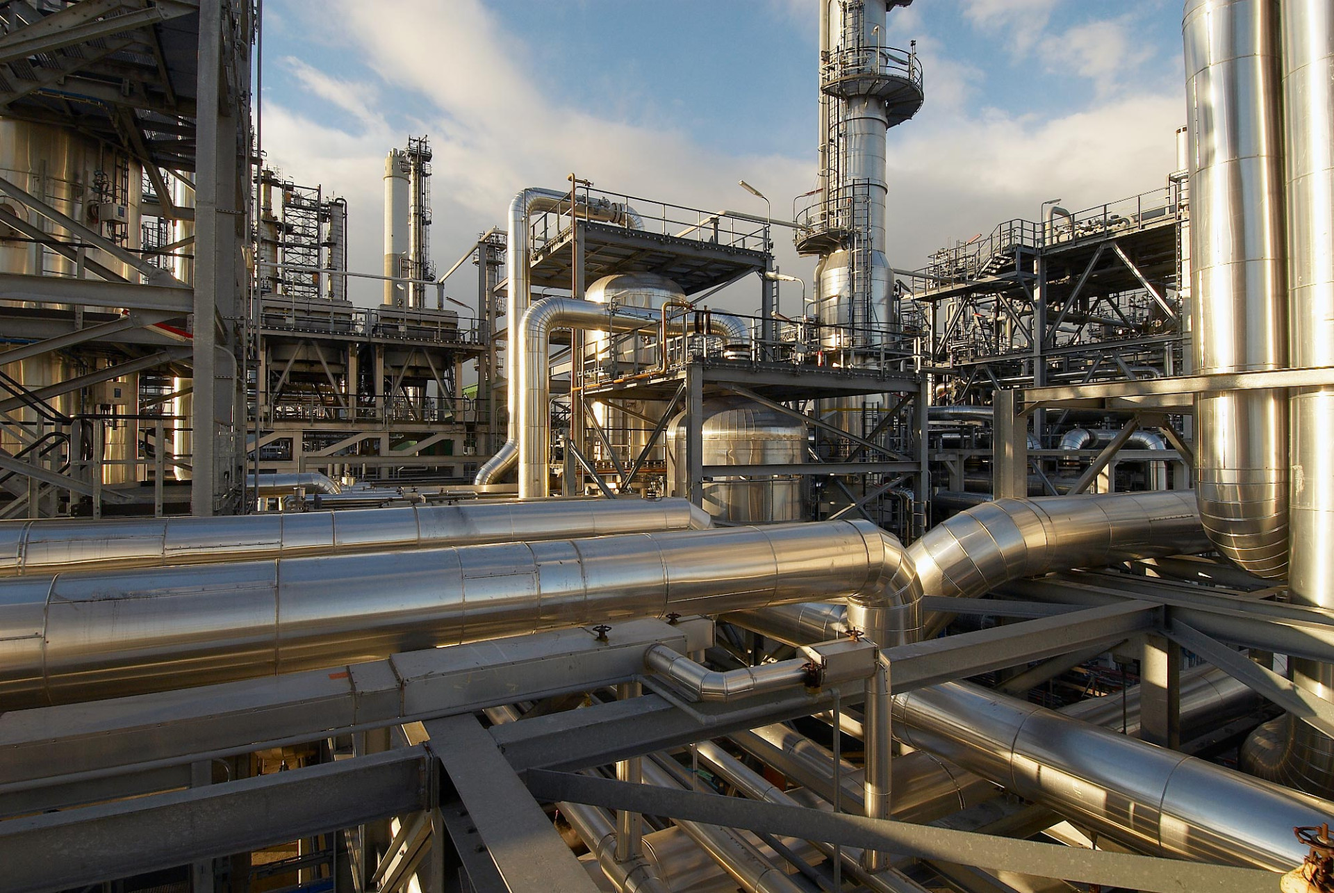 ZBL is gespecialiseerd in vloeibare lading